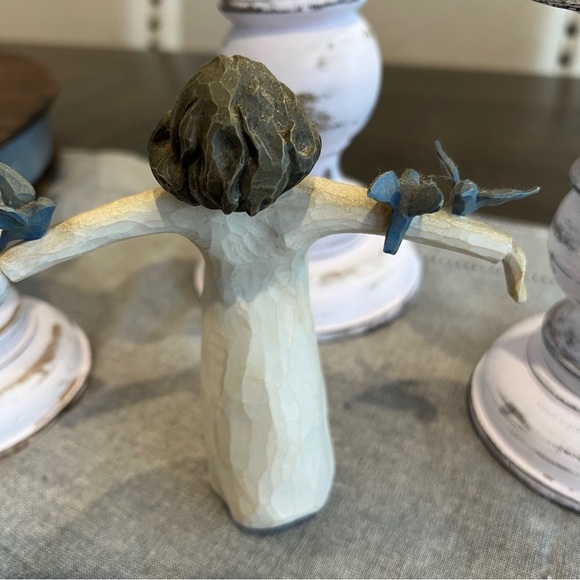 Willow Tree Happiness Figurine with Blue Birds - Picture 4 of 5